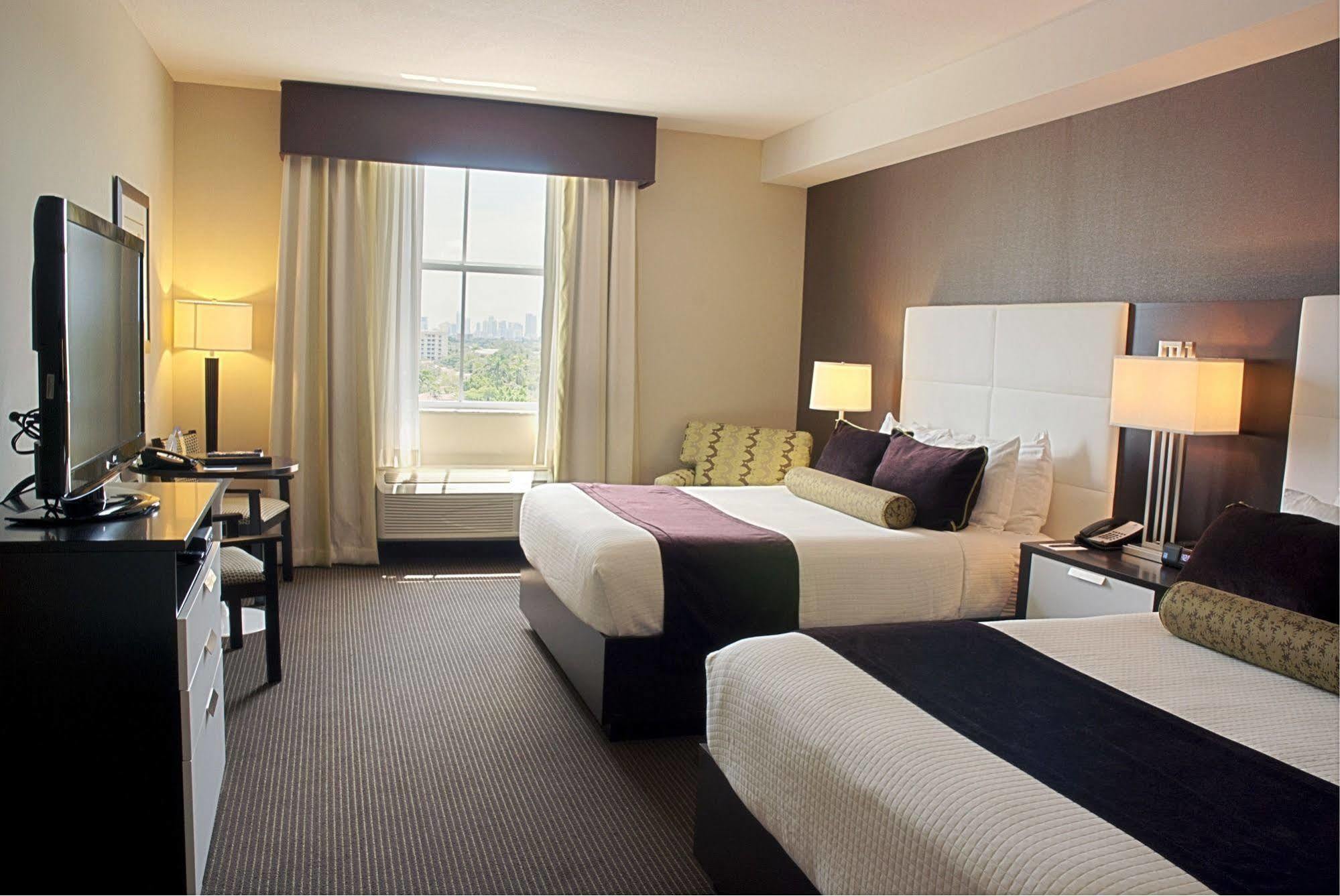 Best Western Plus Miami Intl Airport Hotel & Suites Coral Gables Екстериор снимка